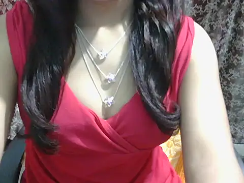 Snapshot of lovely_soniya chatting on April 4, 2026, 6:44 am lovely soniya online show from April 4, 2026, 6:44 am