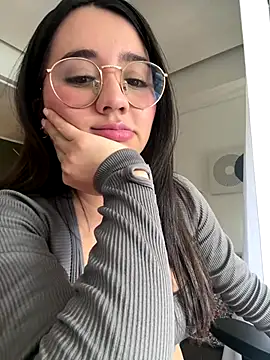 Snapshot of Michelle_Zoe chatting on November 22, 2025, 5:01 pm Michelle Zoe online show from November 22, 2025, 5:01 pm