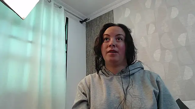 elamurray online show from September 13, 2025, 11:10 am