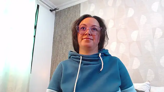 elamurray online show from September 17, 2025, 11:23 am