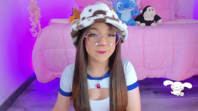 Snapshot of hannacutegod chatting on December 14, 2025, 5:13 am hannacutegod online show from December 14, 2025, 5:13 am