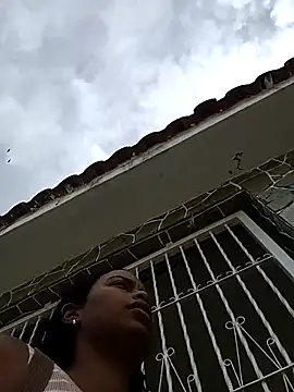 Fernanda30 online show from November 23, 2025, 1:11 pm