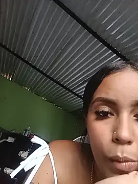 Fernanda30 online show from May 28, 2026, 10:07 pm