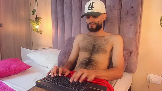 Snapshot of Ryan_Jackson_ chatting on November 20, 2025, 4:45 am Ryan Jackson online show from November 20, 2025, 4:45 am