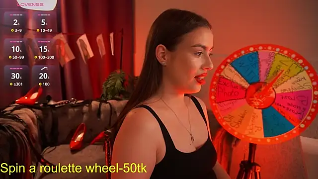 EmiliyaRoude online show from September 14, 2025, 12:37 pm