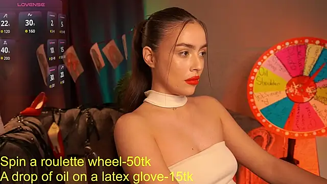 EmiliyaRoude online show from September 21, 2025, 12:29 pm