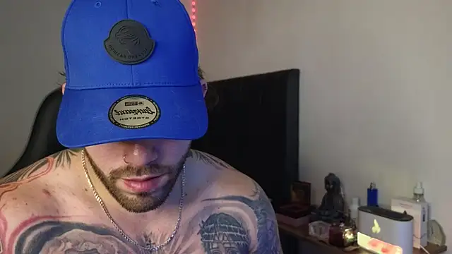 Snapshot of Ades_Lowe chatting on March 15, 2026, 9:21 pm Ades Lowe online show from March 15, 2026, 9:21 pm