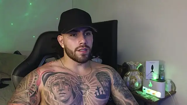 Snapshot of Ades_Lowe chatting on March 25, 2026, 7:14 am Ades Lowe online show from March 25, 2026, 7:14 am