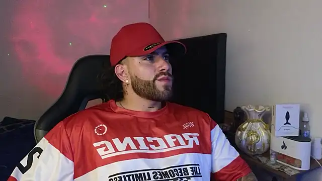 Snapshot of Ades_Lowe chatting on March 26, 2026, 5:13 am Ades Lowe online show from March 26, 2026, 5:13 am