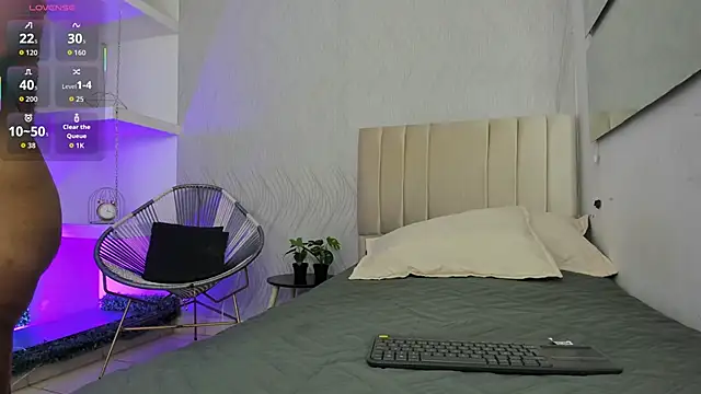 Snapshot of keyla_mejia chatting on October 30, 2025, 12:06 pm keyla mejia online show from October 30, 2025, 12:06 pm