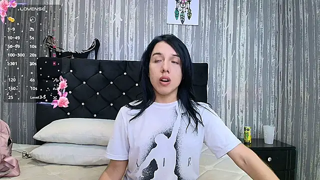 Alicee Moonn online show from November 8, 2025, 8:07 pm