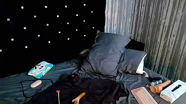 Alicee Moonn online show from February 5, 2026, 9:14 am