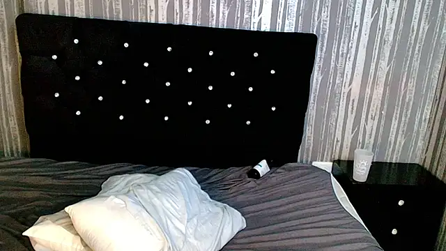 Alicee Moonn online show from February 25, 2026, 9:08 am