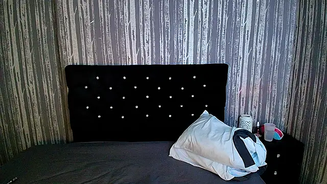 Alicee Moonn online show from March 16, 2026, 8:13 pm