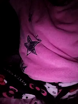 Snapshot of Hottiesophie chatting on April 6, 2026, 12:41 am Hottiesophie online show from April 6, 2026, 12:41 am