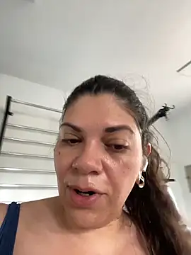 Snapshot of Melissa_Noir chatting on February 8, 2026, 10:51 am Melissa Noir online show from February 8, 2026, 10:51 am