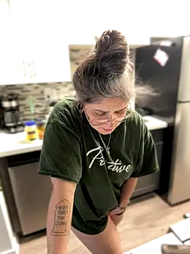 Alix Valentine online show from September 12, 2025, 4:18 pm