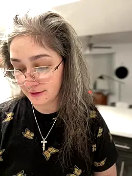 Alix Valentine online show from December 17, 2025, 5:19 pm