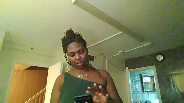 Snapshot of MilkyMarie1 chatting on January 15, 2026, 10:42 am MilkyMarie1 online show from January 15, 2026, 10:42 am