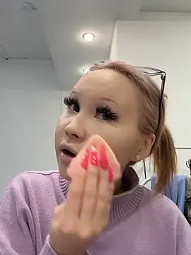 Snapshot of AsiaVegas chatting on October 23, 2025, 3:44 pm AsiaVegas online show from October 23, 2025, 3:44 pm