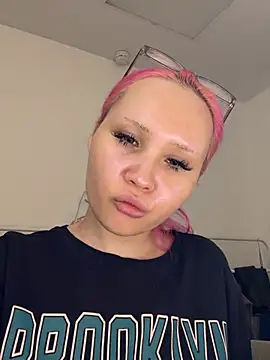 Snapshot of AsiaVegas chatting on March 2, 2026, 4:58 pm AsiaVegas online show from March 2, 2026, 4:58 pm