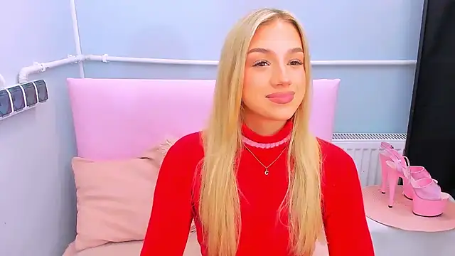 Snapshot of EvetteRose chatting on January 8, 2026, 4:42 pm EvetteRose online show from January 8, 2026, 4:42 pm