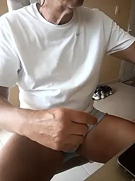 Unique X perience online show from January 13, 2026, 8:25 pm