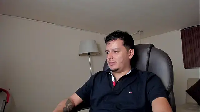sebasosoriio42 online show from August 7, 2026, 10:56 pm
