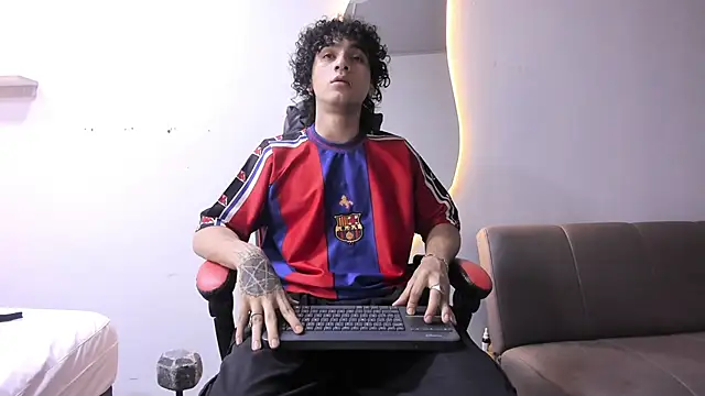 Snapshot of JackesTaylor chatting on February 10, 2026, 6:17 am JackesTaylor online show from February 10, 2026, 6:17 am