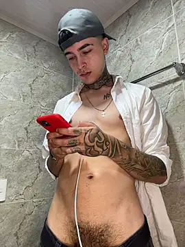 Snapshot of samm4044 chatting on October 27, 2025, 2:59 am samm4044 online show from October 27, 2025, 2:59 am