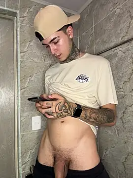 Snapshot of samm4044 chatting on November 8, 2025, 5:07 am samm4044 online show from November 8, 2025, 5:07 am