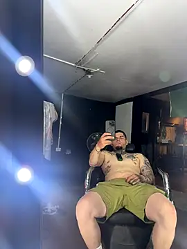 crazybarber69 online show from September 24, 2025, 5:22 am