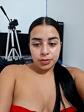 channell0 online show from November 4, 2025, 6:34 am