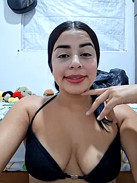 Snapshot of channell0 chatting on April 12, 2026, 5:01 am channell0 online show from April 12, 2026, 5:01 am