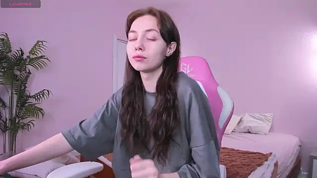 Skelerata online show from October 13, 2025, 1:05 am