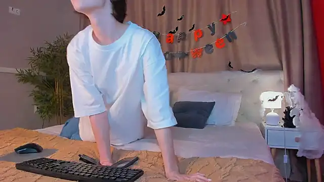 Skelerata online show from October 25, 2025, 1:13 am