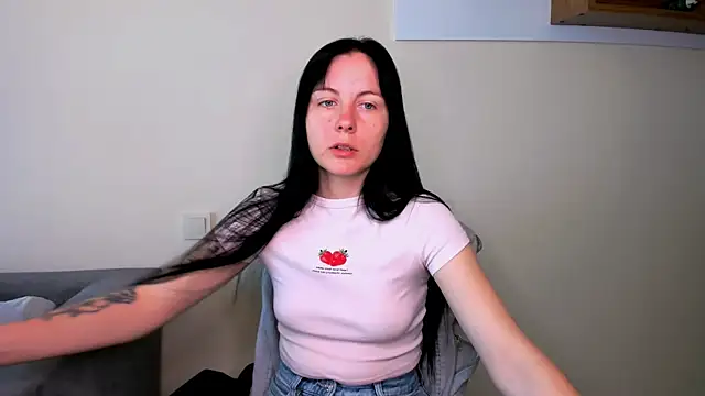 Snapshot of Elle_Pearl_ chatting on May 15, 2026, 5:58 am Elle Pearl online show from May 15, 2026, 5:58 am