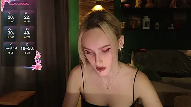Snapshot of Belle_Vill3575 chatting on September 11, 2025, 11:21 am Belle Vill3575 online show from September 11, 2025, 11:21 am
