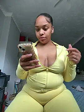 Regina69slut online show from May 6, 2026, 3:39 pm