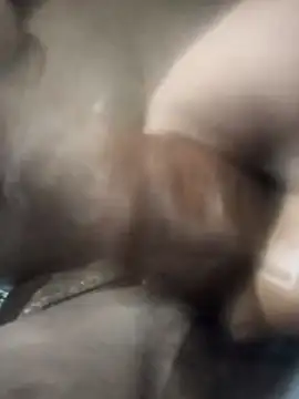 Snapshot of Curvy_Pounder chatting on November 21, 2025, 7:07 am Curvy Pounder online show from November 21, 2025, 7:07 am