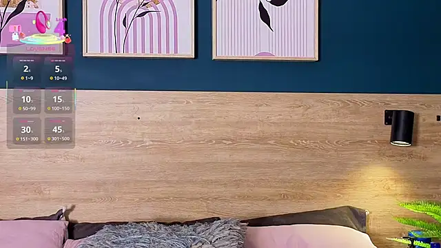 SarahMiler  online show from December 19, 2025, 7:54 pm