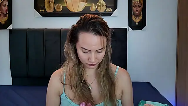 Snapshot of cieloDal chatting on December 1, 2025, 5:23 am cieloDal online show from December 1, 2025, 5:23 am