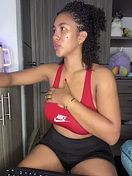 Snapshot of Mia_sweet80 chatting on October 26, 2025, 3:56 am Mia sweet80 online show from October 26, 2025, 3:56 am