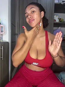 Snapshot of Mia_sweet80 chatting on October 31, 2025, 4:02 am Mia sweet80 online show from October 31, 2025, 4:02 am