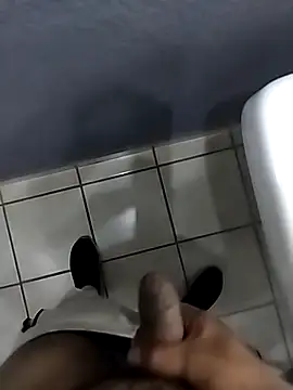 Leofj007 online show from November 14, 2025, 8:18 pm