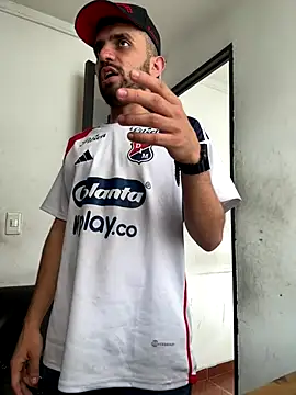 Jacobs0 online show from December 13, 2025, 8:04 pm