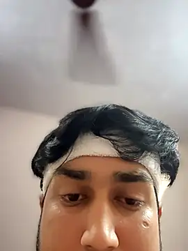 Snapshot of aka_big chatting on November 3, 2025, 12:17 pm aka big online show from November 3, 2025, 12:17 pm