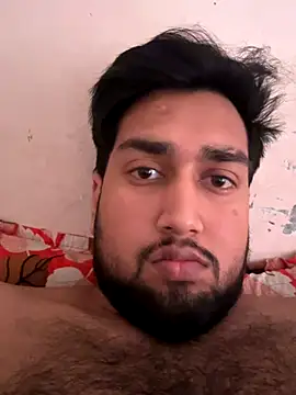 Snapshot of aka_big chatting on November 19, 2025, 5:07 am aka big online show from November 19, 2025, 5:07 am