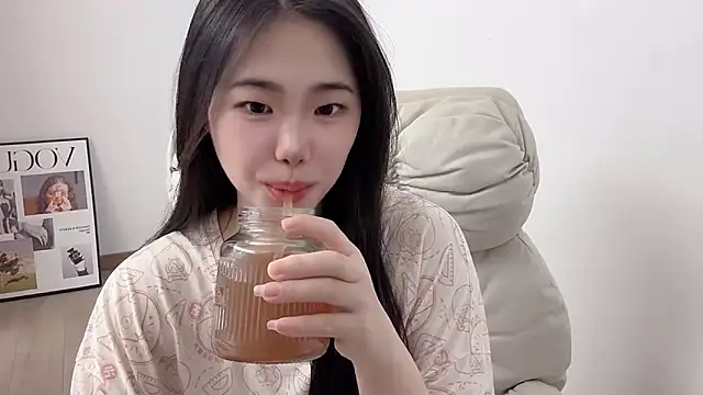 suki-1 online show from June 18, 2026, 8:58 am