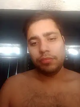Snapshot of Desirock001 chatting on June 6, 2026, 5:56 am Desirock001 online show from June 6, 2026, 5:56 am